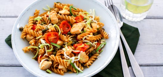 Recept van het Voedingscentrum: Fusilli met kip