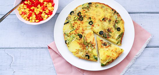 Recept van het Voedingscentrum: Spaanse tortilla met bosuitjes